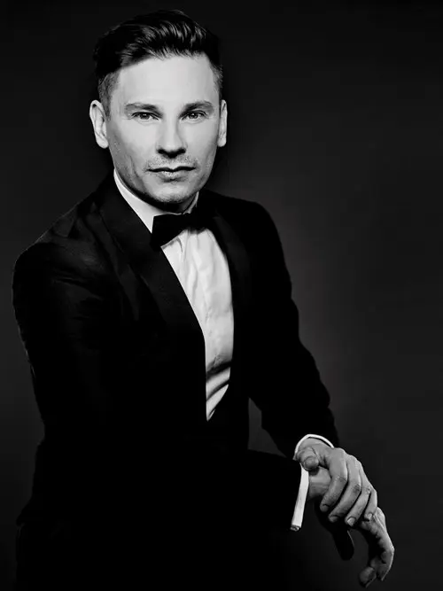 Regissör Niklas Riesbeck